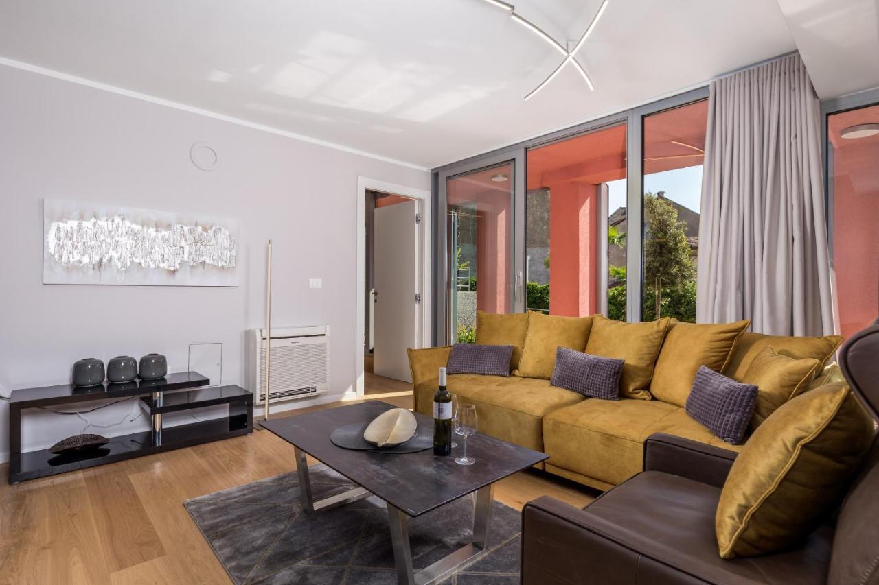 Luxury City Center Apartment -50M To The Sea Opatija Exterior photo